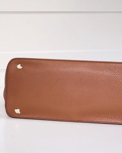 Gucci Soho Shoulder Tote Bag – 35cm Camel Brown Leather with Tassel Zip