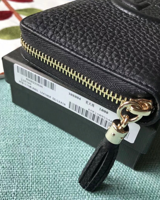 Gucci Soho Zip Wallet – Black Pebbled Leather with Tassel