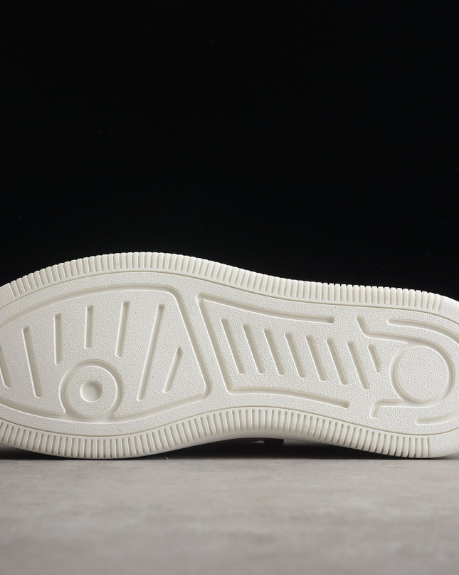 Gucci White Bee Embroidered Low-Top Sneaker