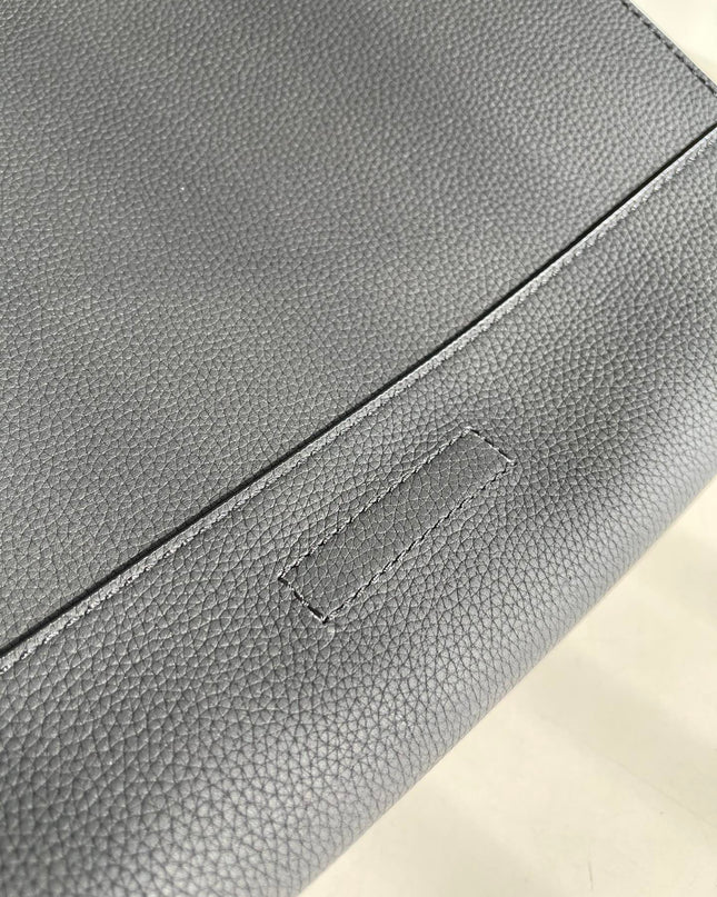 Louis Vuitton Aerogram Messenger Bag M57080
