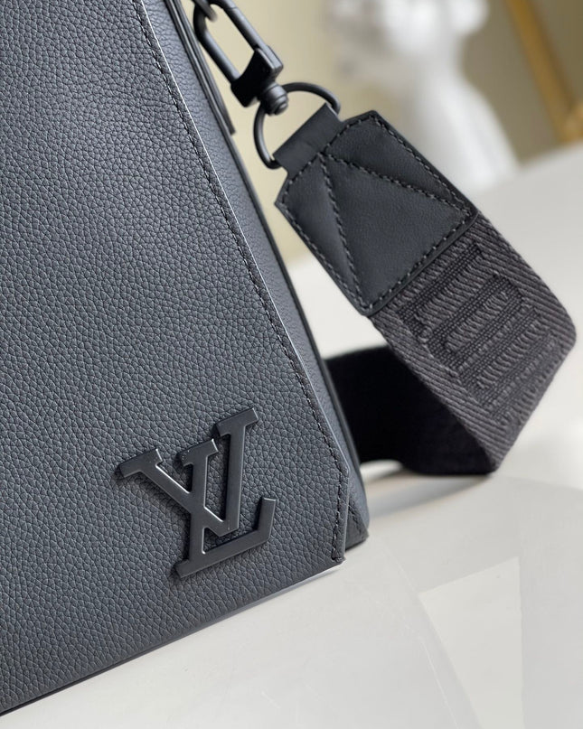 Louis Vuitton Aerogram Messenger Bag M57080