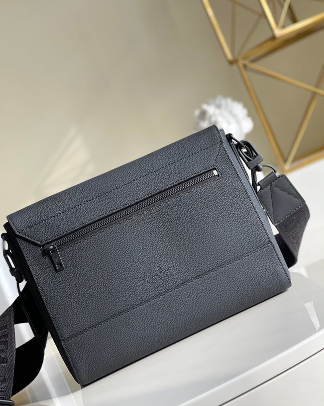 Louis Vuitton Aerogram Messenger Bag M57080