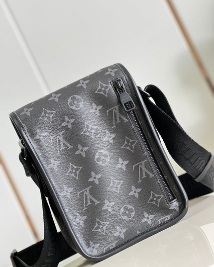 Louis Vuitton S Lock Vertical Wearable Wallet – Monogram Eclipse