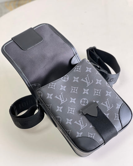 Louis Vuitton S Lock Vertical Wearable Wallet – Monogram Eclipse