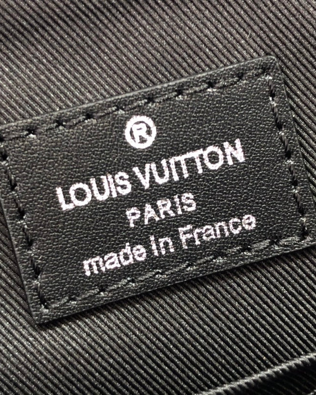 Louis Vuitton Christopher Messenger Bag M58476