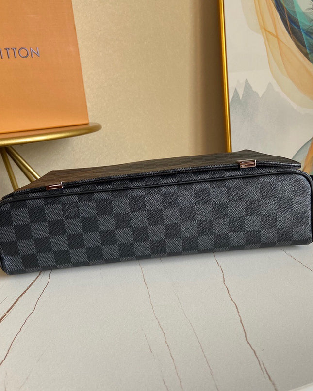 Louis Vuitton District MM Messenger Bag N41029