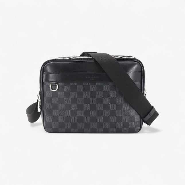 Louis Vuitton District PM Messenger Bag – Damier Graphite