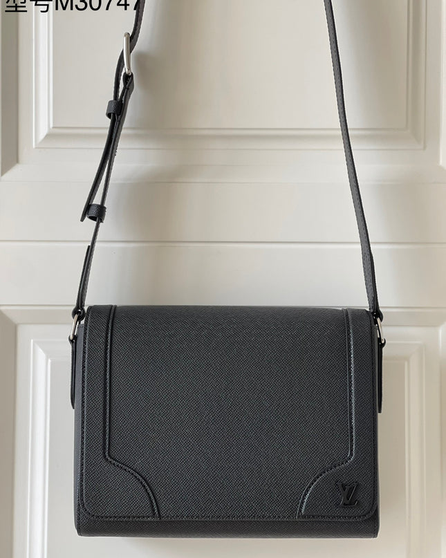 Louis Vuitton New Flap Messenger Bag M30807 - Premium Black