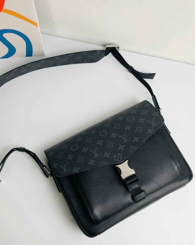 Louis Vuitton Monogram Eclipse New Messenger Bag M30746