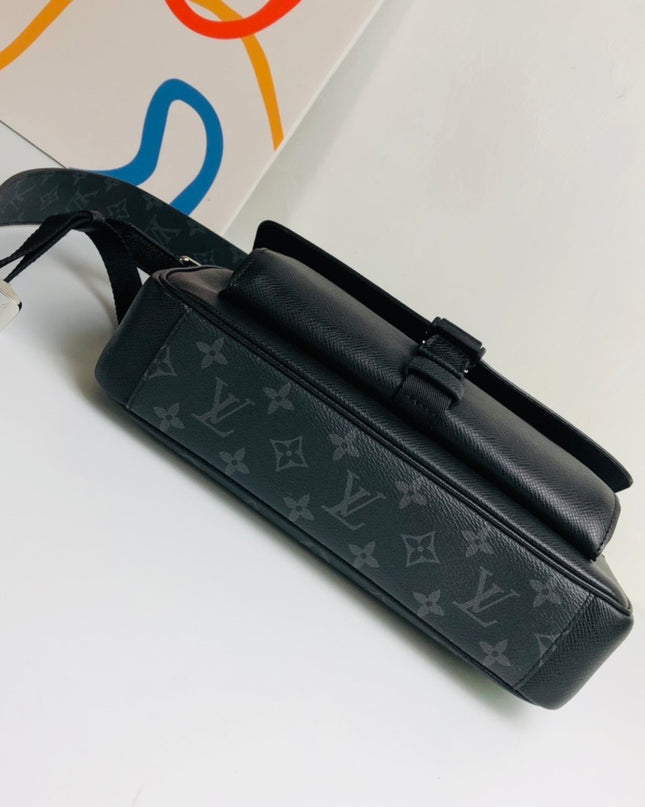 Louis Vuitton Monogram Eclipse New Messenger Bag M30746