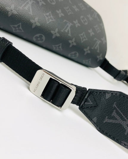Louis Vuitton Monogram Eclipse New Messenger Bag M30746