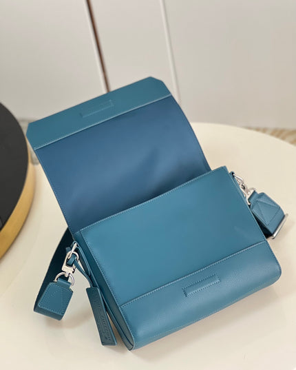 Louis Vuitton New Messenger Bag M59327