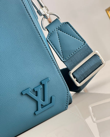 Louis Vuitton New Messenger Bag M59327