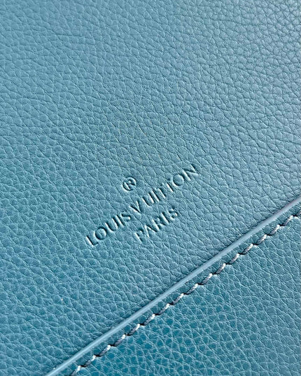Louis Vuitton New Messenger Bag M59327