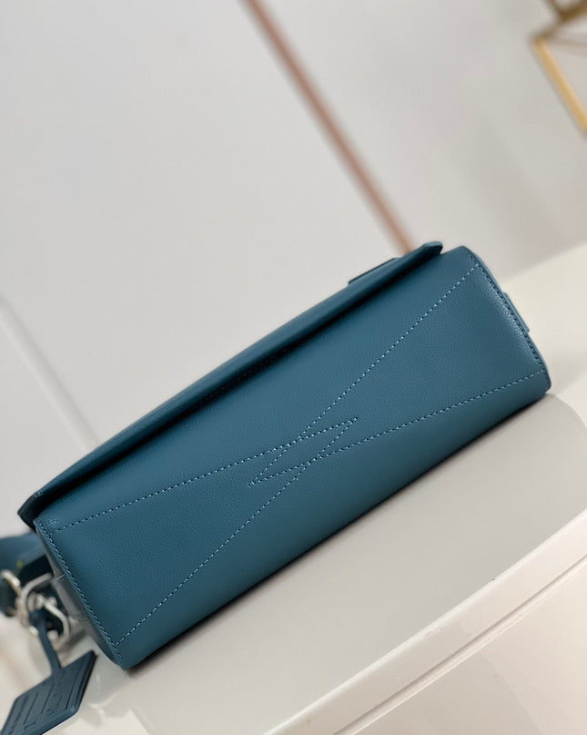 Louis Vuitton New Messenger Bag M59327