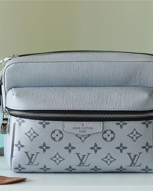 Louis Vuitton Outdoor Messenger Bag M30830