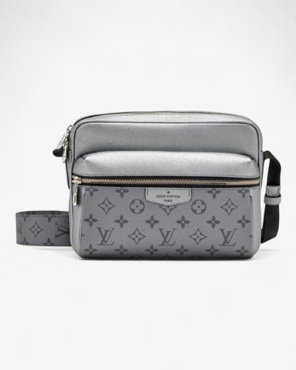 Louis Vuitton Outdoor Messenger Bag M30830