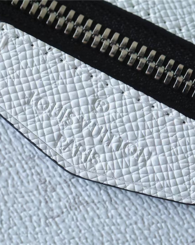 Louis Vuitton Outdoor Messenger Bag M30873
