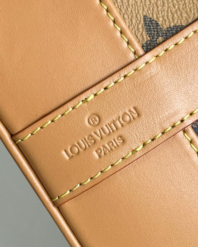 Louis Vuitton Randonnée Messenger Bag M45968
