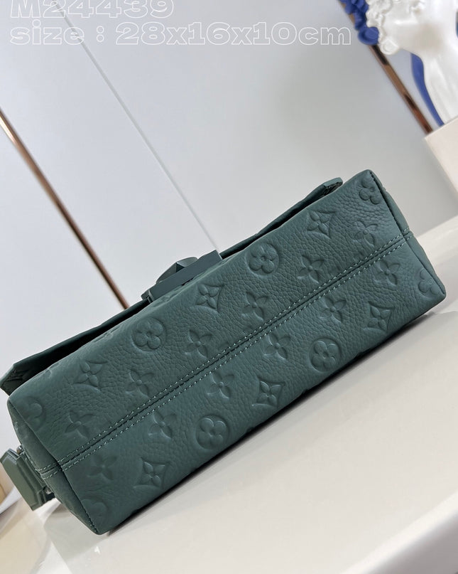 Louis Vuitton S-Cape Messenger Bag M24439