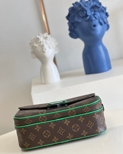 Louis Vuitton S-Lock Messenger M46246