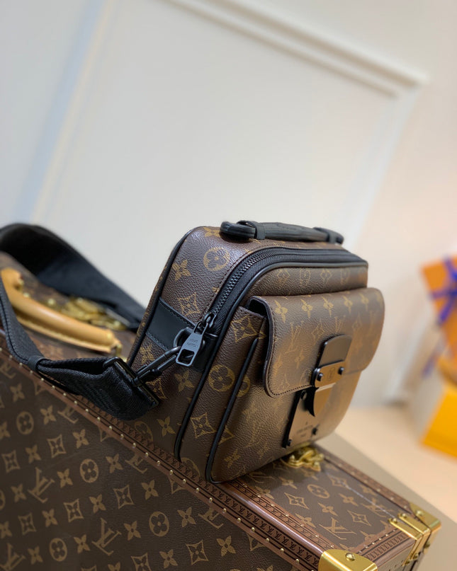 Louis Vuitton S Lock Messenger Bag M45806