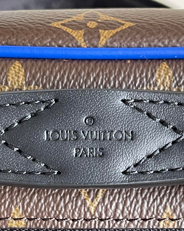 Louis Vuitton S Lock Messenger Bag M45863