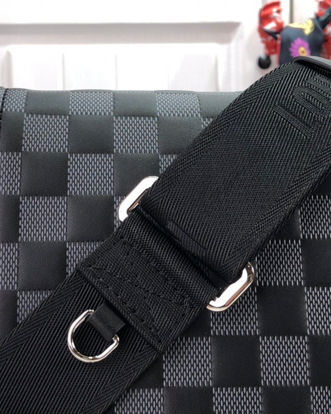 Louis Vuitton Studio Messenger Bag N50007