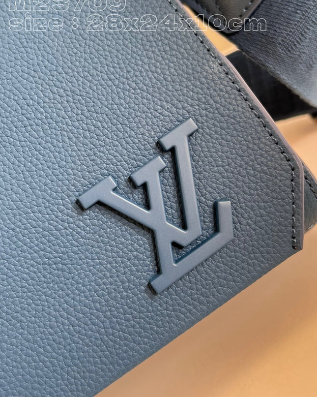 Louis Vuitton Takeoff Messenger Bag M23709