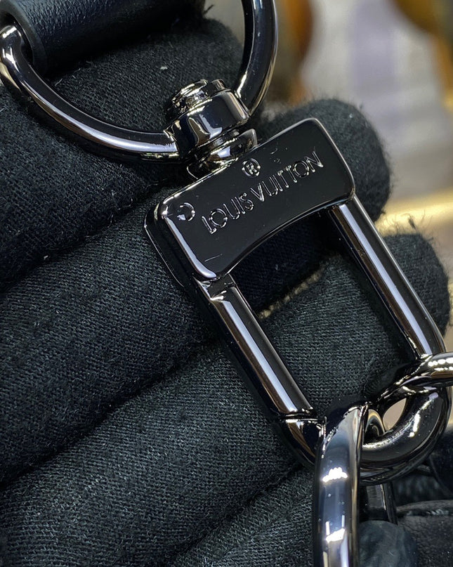 Louis Vuitton Trio Messenger Bag M69443