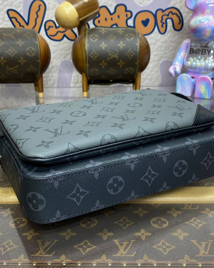 Louis Vuitton Trio Messenger Bag M69443