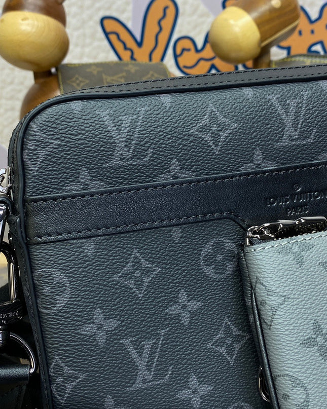 Louis Vuitton Trio Messenger Bag M69443