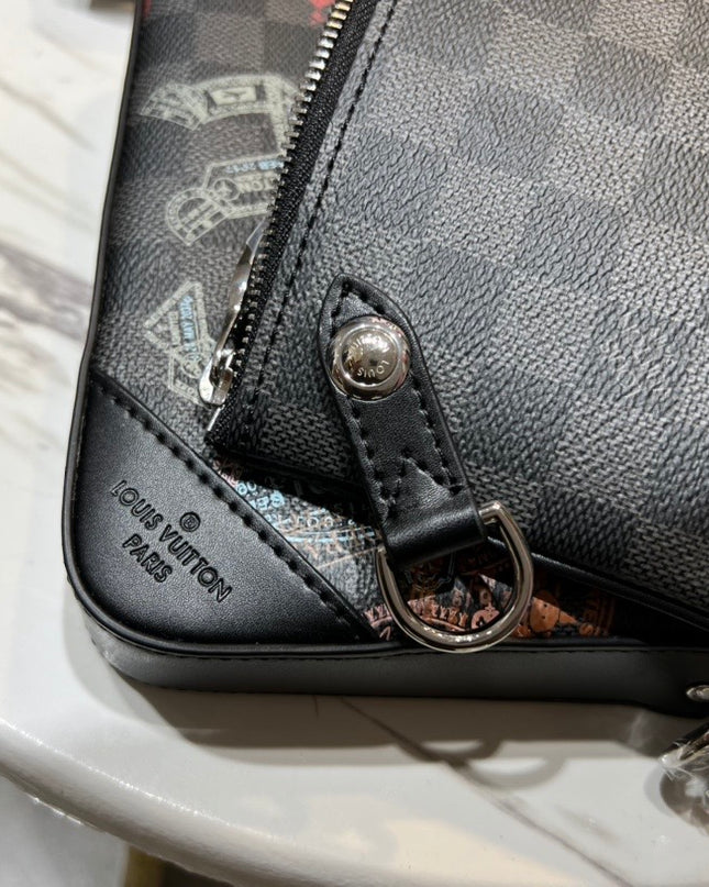 Louis Vuitton Damier Graphite Animal Print Messenger Bag – Limited Edition