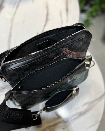 Louis Vuitton Damier Graphite Animal Print Messenger Bag – Limited Edition