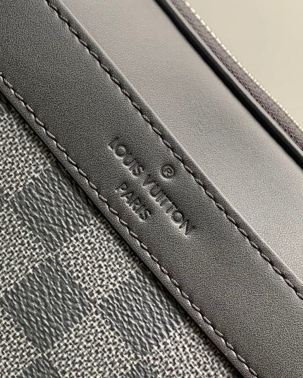 Louis Vuitton District PM Messenger Bag – Damier Graphite
