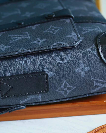 Louis Vuitton Trunk Messenger Bag M45727 - Black Leather Trim