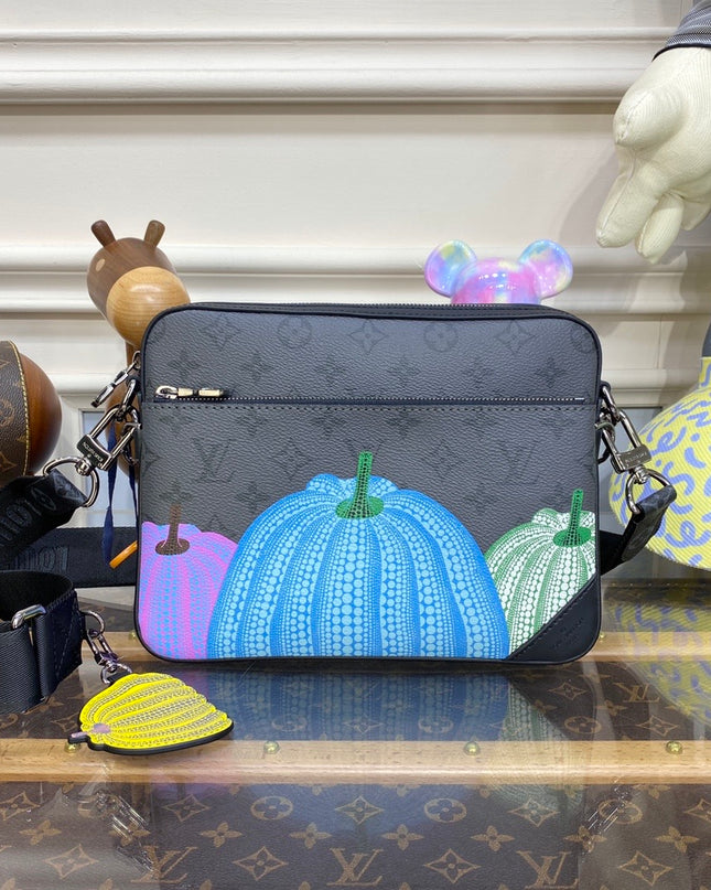 Louis Vuitton x Yayoi Kusama Trio Messenger Bag M46435