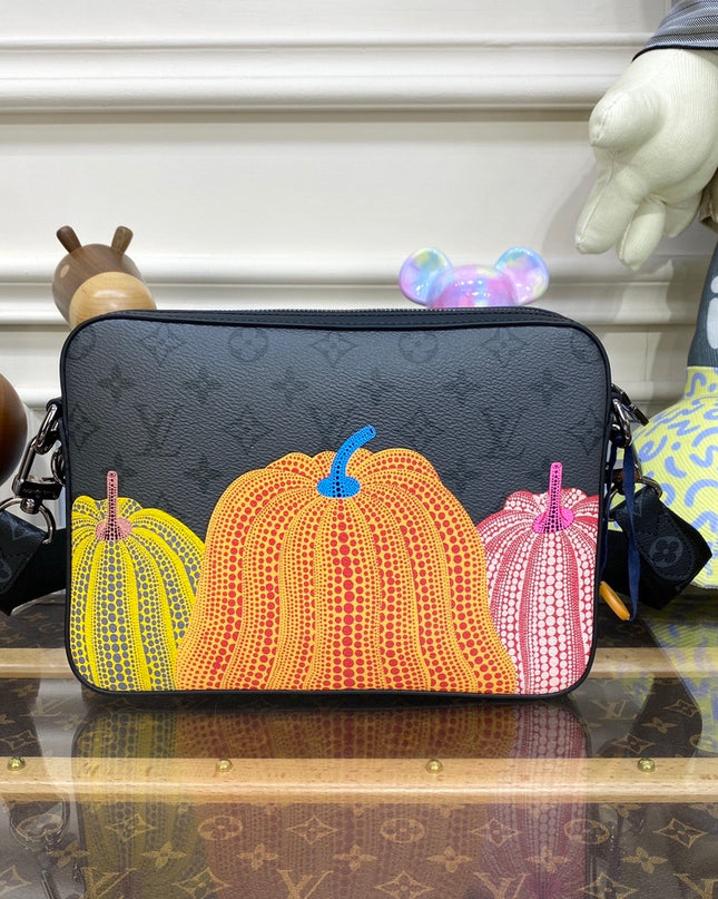 Louis Vuitton x Yayoi Kusama Trio Messenger Bag M46435