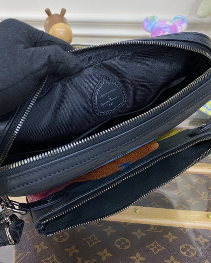 Louis Vuitton x Yayoi Kusama Trio Messenger Bag M46435