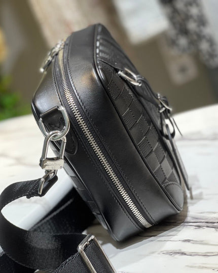 Louis Vuitton Sirius Messenger Bag N45286