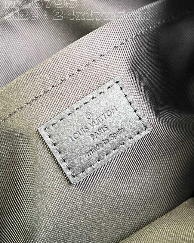 Louis Vuitton Monogram Eclipse Messenger Bag M46295