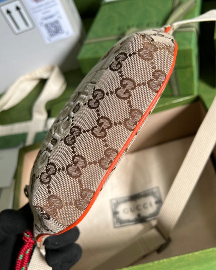 The North Face x Gucci Belt Bag – GG Supreme Canvas