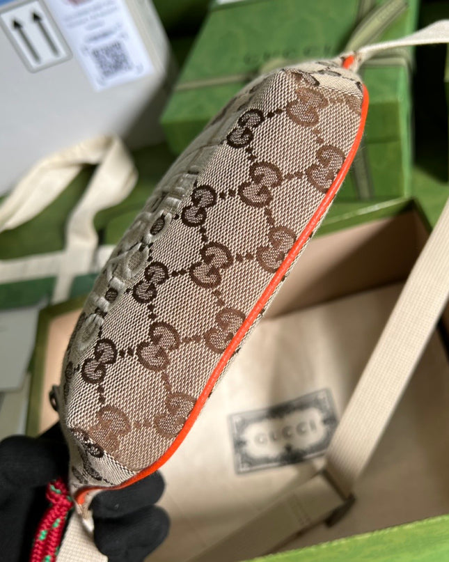 The North Face x Gucci Belt Bag – GG Supreme Canvas