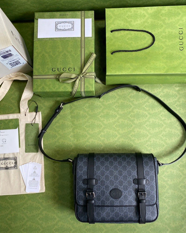 Gucci Supreme Canvas Messenger Bag 658542