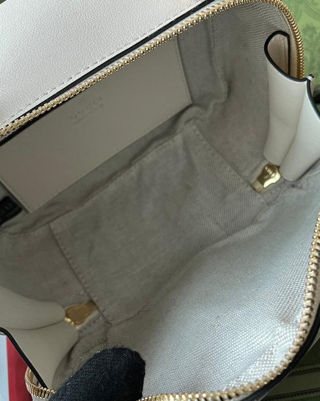 Gucci Blondie Top Handle Bag 744434 - Beige