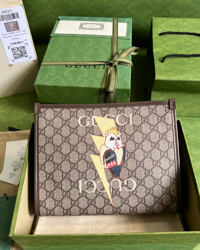 Gucci Bananya Print Pouch 703805