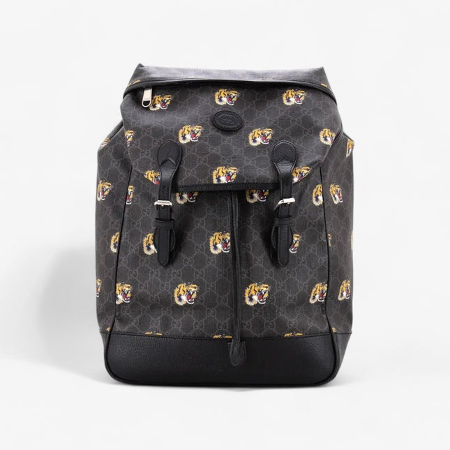 Gucci Medium Backpack With Tiger Print 696013