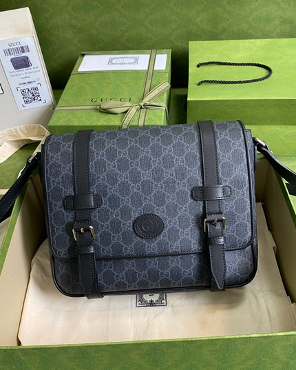 Gucci Supreme Canvas Messenger Bag 658542