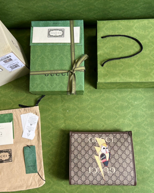 Gucci Bananya Print Pouch 703805