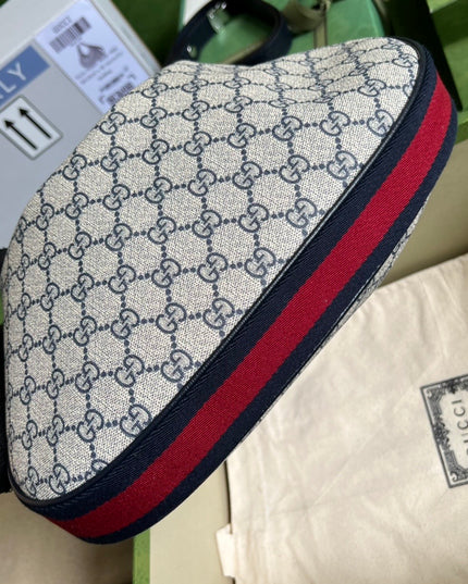 Gucci Attache Large Shoulder Bag 702823